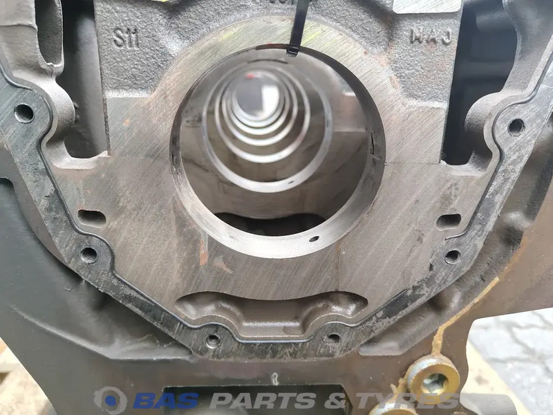 Mercedes-Benz Cilinderblok Mercedes A 936 010 30 05 - Motor e peças para Camião: foto 5 Mercedes-Benz Cilinderblok Mercedes A 936 010 30 05 - Motor e peças para Camião: foto 5