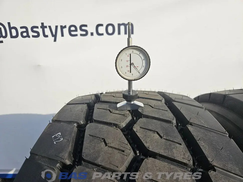 Pirelli - Pneu para Camião: foto 3 Pirelli - Pneu para Camião: foto 3