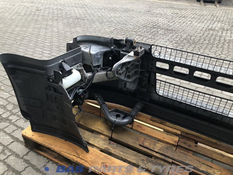 Renault D-Serie Bumper Renault 7421554759 - Para-choque para Camião: foto 4 Renault D-Serie Bumper Renault 7421554759 - Para-choque para Camião: foto 4