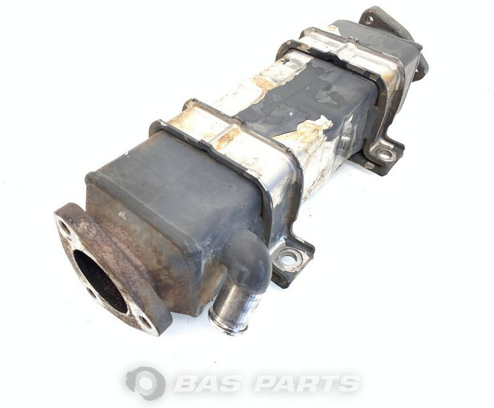 Renault EGR koeler Renault 7421606571 - Radiador EGR para Camião: foto 2 Renault EGR koeler Renault 7421606571 - Radiador EGR para Camião: foto 2