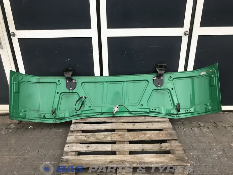 Renault Frontpaneel Renault 7484537795 - Carroceria e exterior para Camião: foto 4 Renault Frontpaneel Renault 7484537795 - Carroceria e exterior para Camião: foto 4