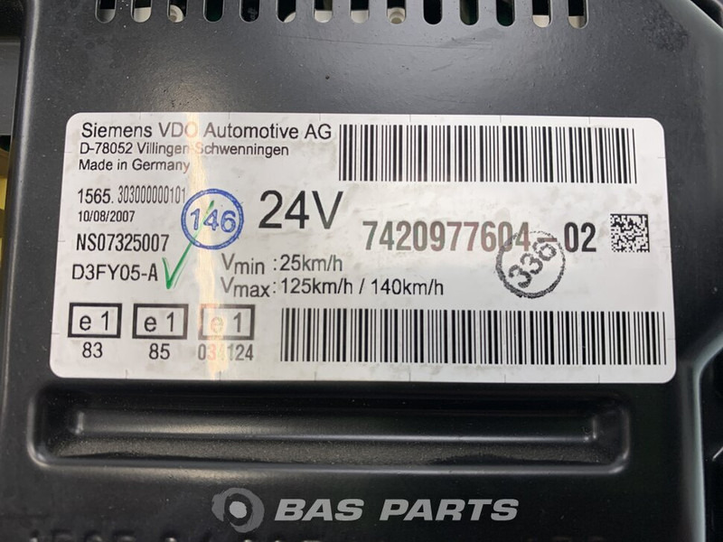 Renault Magnum Euro 4-5 - Painel de instrumentos para Camião: foto 3 Renault Magnum Euro 4-5 - Painel de instrumentos para Camião: foto 3