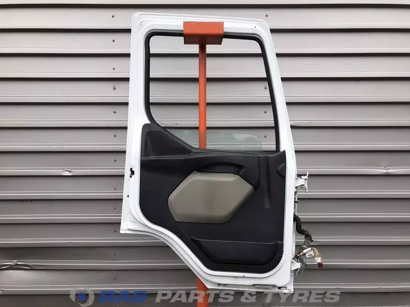 Renault Premium (Meerdere types) - Porta e peças para Camião: foto 2 Renault Premium (Meerdere types) - Porta e peças para Camião: foto 2