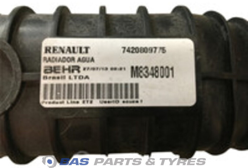 Renault Radiator Renault 5001868221 - Radiador para Camião: foto 3 Renault Radiator Renault 5001868221 - Radiador para Camião: foto 3