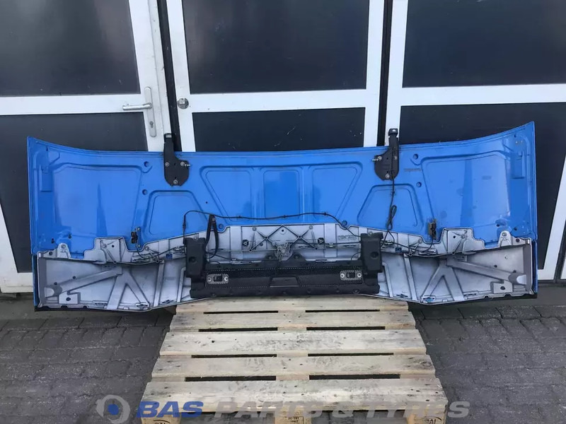 Renault T-Serie Frontpaneel Renault 7484537795 - Carroceria e exterior para Camião: foto 4 Renault T-Serie Frontpaneel Renault 7484537795 - Carroceria e exterior para Camião: foto 4