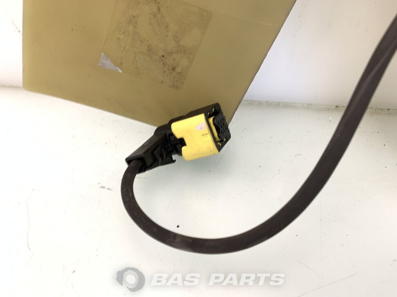 Renault T-Serie Koelventilator Renault 7421990517 - Ventilador para Camião: foto 3 Renault T-Serie Koelventilator Renault 7421990517 - Ventilador para Camião: foto 3