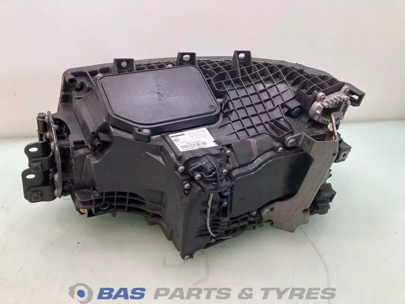 Scania Koplamp Rechts 2674391 - Farol dianteira para Camião: foto 2 Scania Koplamp Rechts 2674391 - Farol dianteira para Camião: foto 2