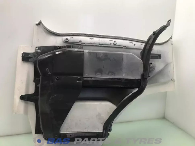 Scania S-Serie NextGen Opstap Rechts Scania 2422396 - Carroceria e exterior para Camião: foto 2 Scania S-Serie NextGen Opstap Rechts Scania 2422396 - Carroceria e exterior para Camião: foto 2