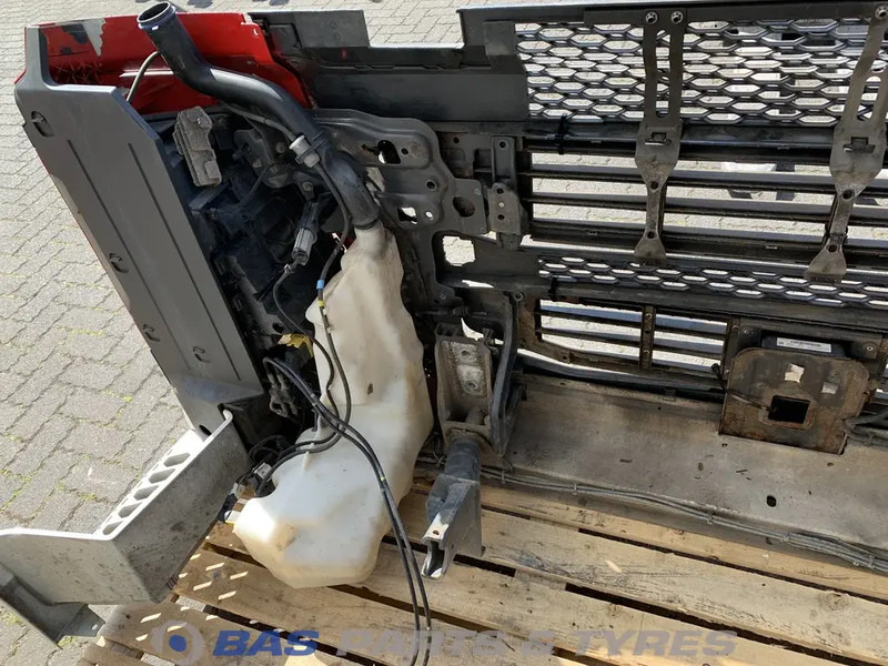 Volvo FH4 Bumper Volvo 21601499 - Para-choque para Camião: foto 4 Volvo FH4 Bumper Volvo 21601499 - Para-choque para Camião: foto 4