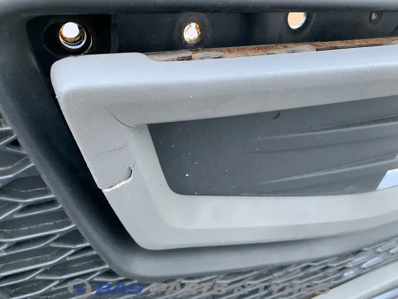 Para-choque para Camião Volvo FH4 Bumper Volvo 82139942: foto 10