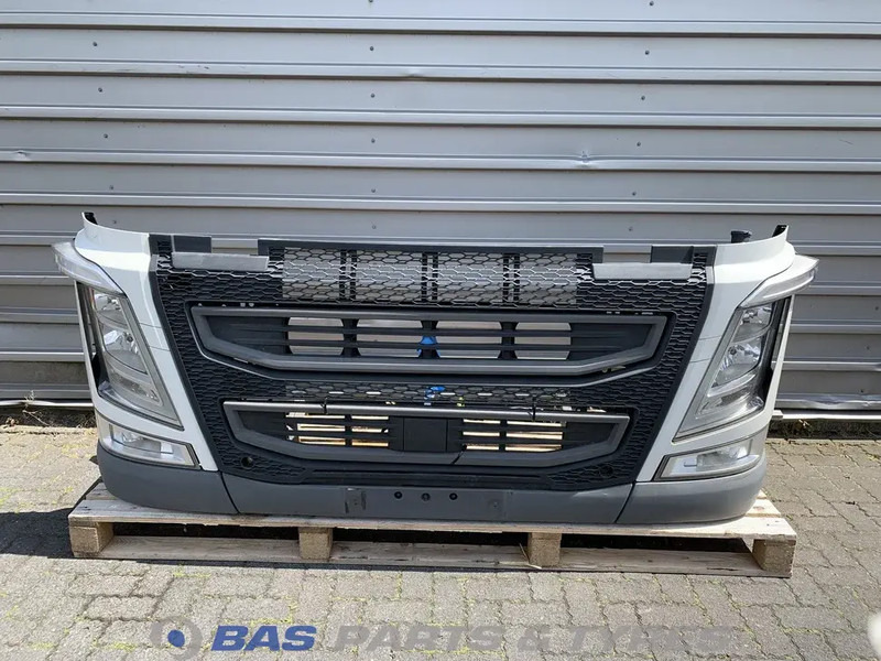 Volvo FH4 - Para-choque para Camião: foto 1 Volvo FH4 - Para-choque para Camião: foto 1
