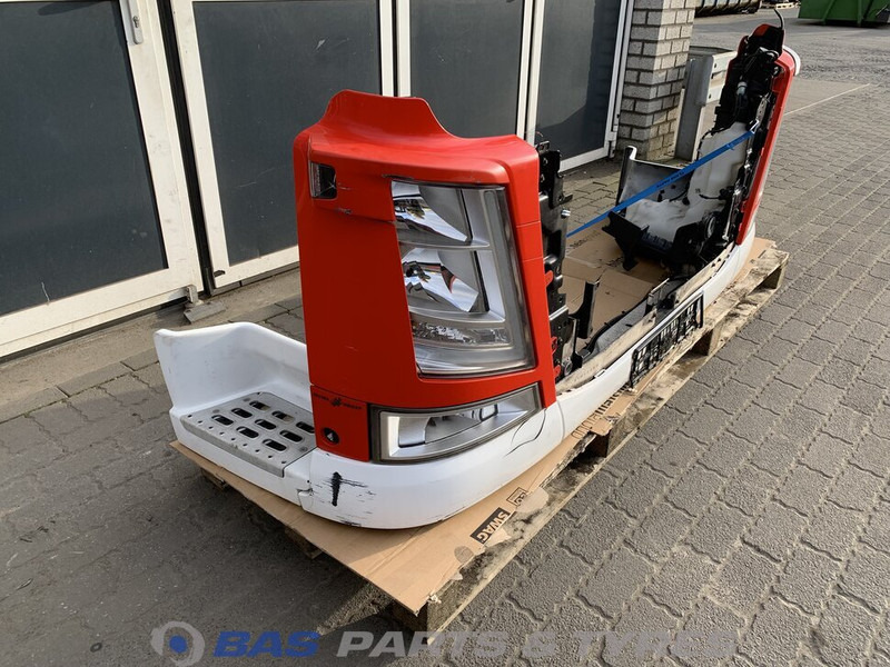 Volvo FH4 - Para-choque para Camião: foto 3 Volvo FH4 - Para-choque para Camião: foto 3