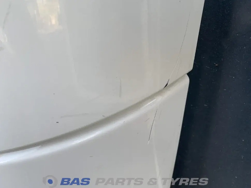 Volvo FH4 - Grade radiador para Camião: foto 3 Volvo FH4 - Grade radiador para Camião: foto 3