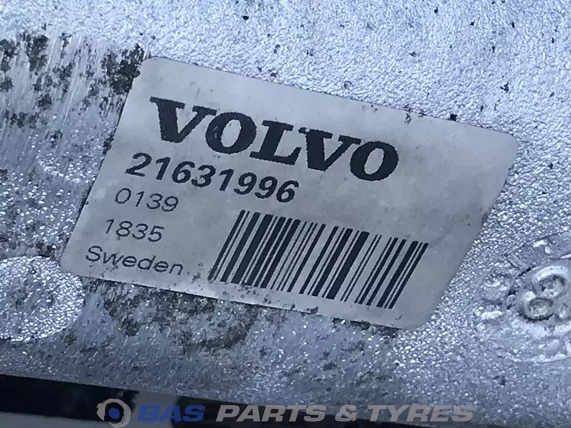 Volvo FH4 - Radiador para Camião: foto 3 Volvo FH4 - Radiador para Camião: foto 3