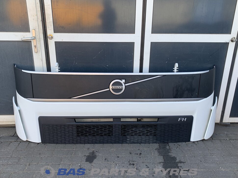 Volvo FH4B - Grade radiador para Camião: foto 1 Volvo FH4B - Grade radiador para Camião: foto 1