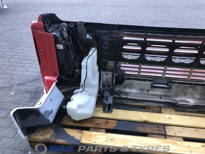 Volvo FM4 Bumper Volvo 21221129 - Para-choque para Camião: foto 4 Volvo FM4 Bumper Volvo 21221129 - Para-choque para Camião: foto 4