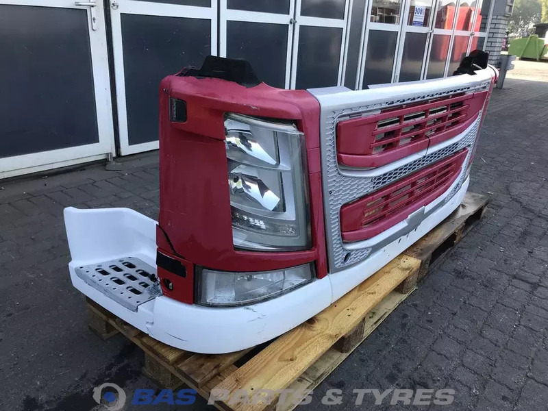 Volvo FM4 Bumper Volvo 21221129 - Para-choque para Camião: foto 3 Volvo FM4 Bumper Volvo 21221129 - Para-choque para Camião: foto 3