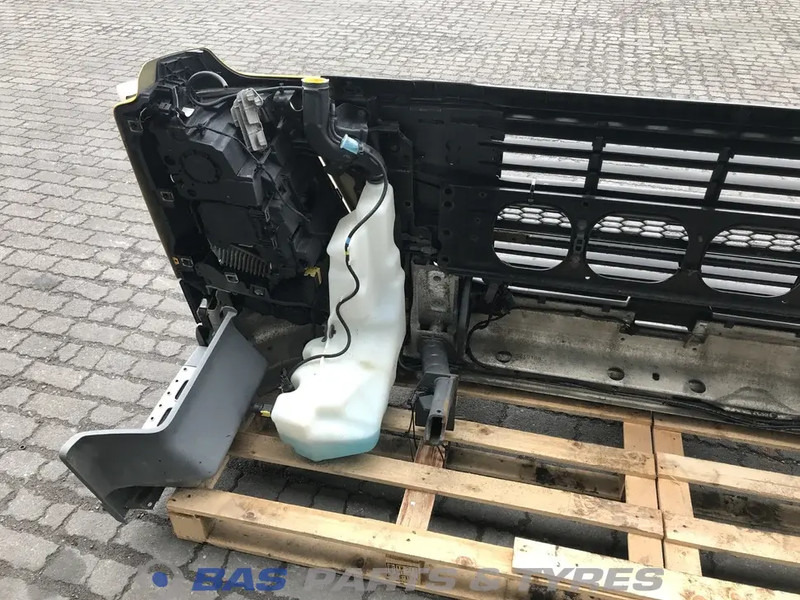 Volvo FM4 Bumper Volvo 21963534 - Para-choque para Camião: foto 4 Volvo FM4 Bumper Volvo 21963534 - Para-choque para Camião: foto 4