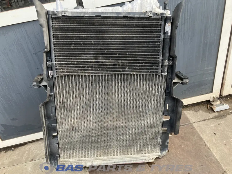 Volvo FM4 Koelerpakket Volvo D11K 370 K1 21649624 - Radiador para Camião: foto 4 Volvo FM4 Koelerpakket Volvo D11K 370 K1 21649624 - Radiador para Camião: foto 4