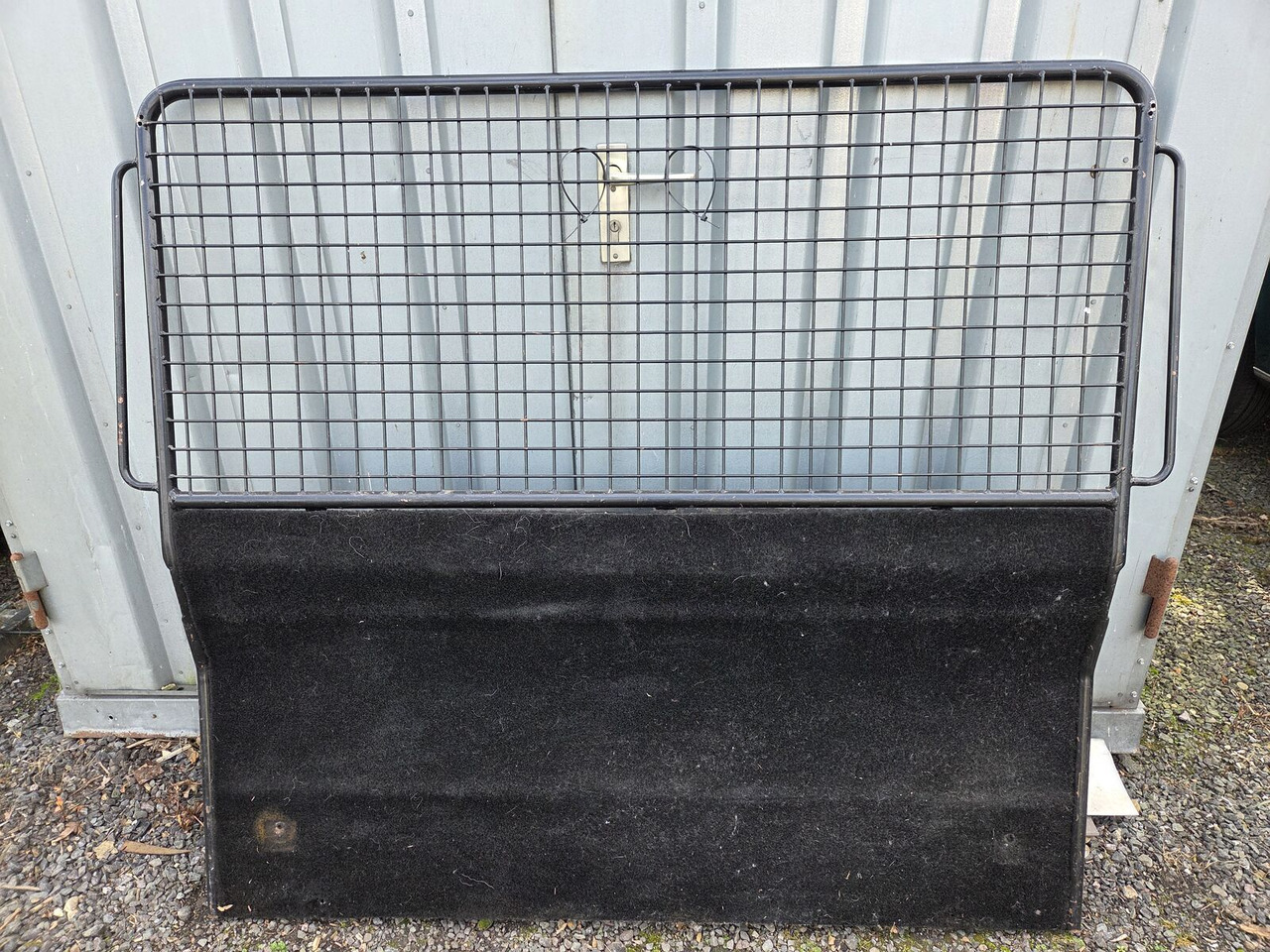 Bagagerek / hondenrek / scheidingswand G klasse Mercedes-Benz voor Mercedes-Benz G klasse W463, W461, W460 auto - Carroceria e exterior para Camião: foto 2 Bagagerek / hondenrek / scheidingswand G klasse Mercedes-Benz voor Mercedes-Benz G klasse W463, W461, W460 auto - Carroceria e exterior para Camião: foto 2