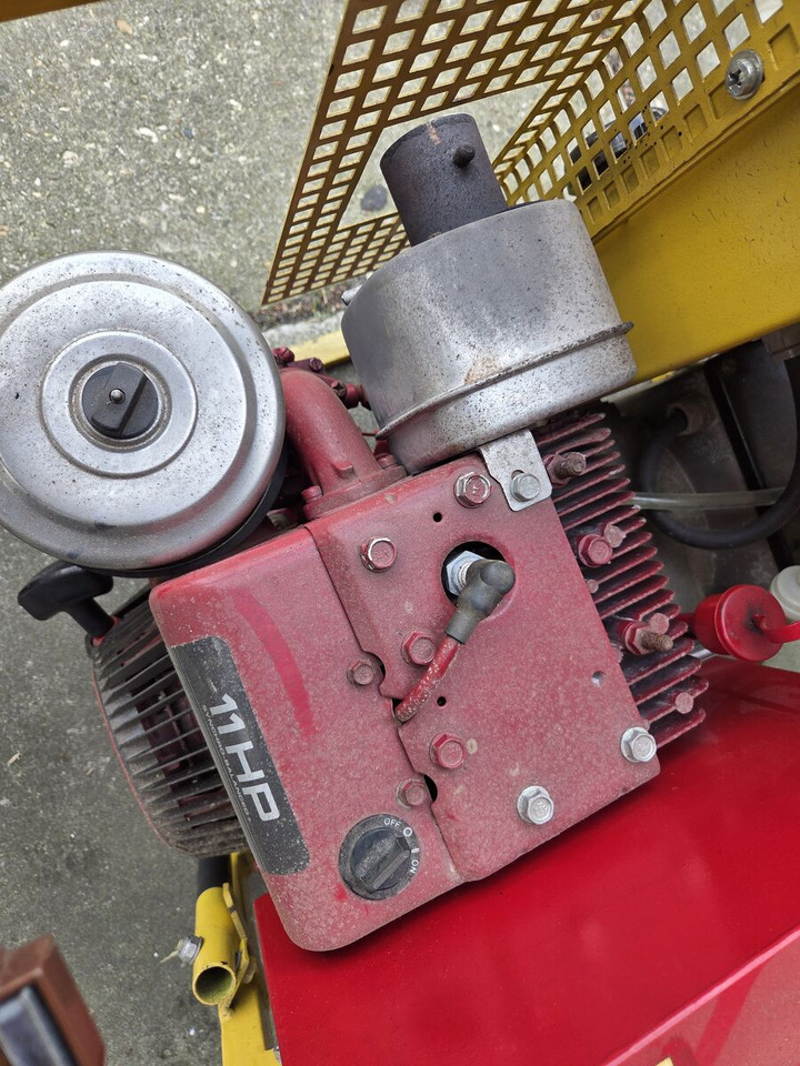 NET B50B 5 KVA Briggs & Stratton 11HP benzine aggregaat - Gerador elétrico: foto 5 NET B50B 5 KVA Briggs & Stratton 11HP benzine aggregaat - Gerador elétrico: foto 5