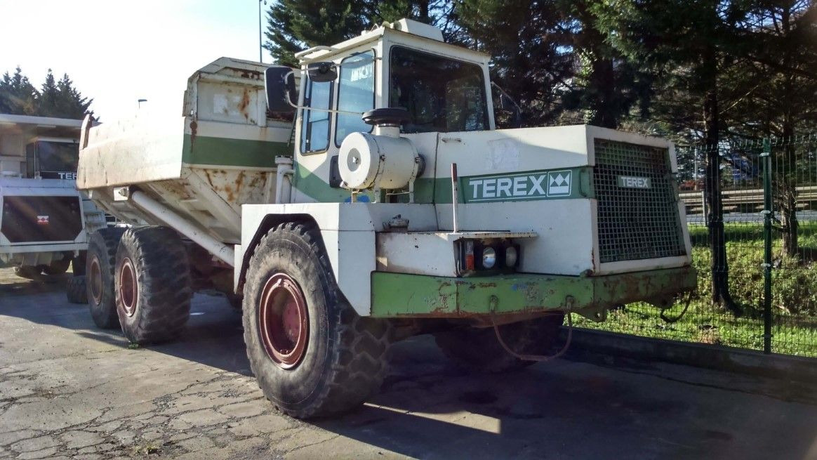 DUMPER ARTICULADO TEREX 3066 - Caminhão articulado: foto 1 DUMPER ARTICULADO TEREX 3066 - Caminhão articulado: foto 1