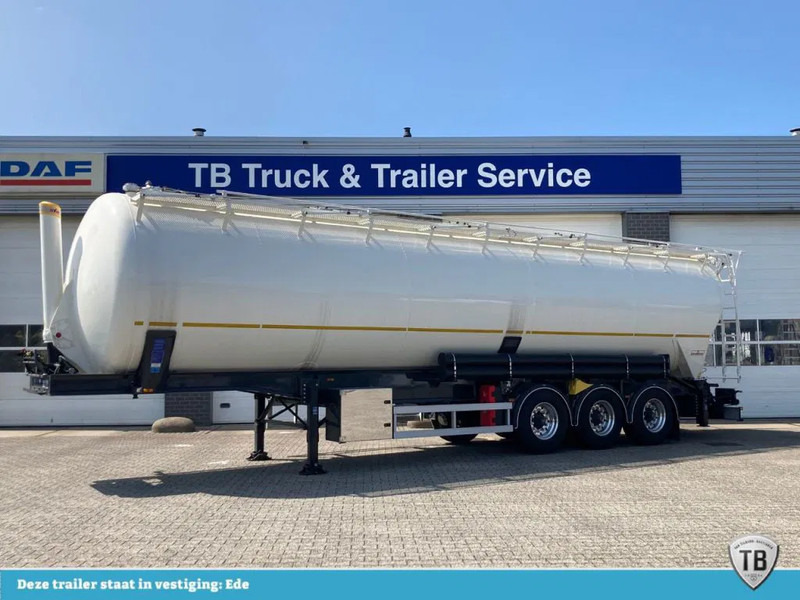 Kässbohrer SSK 50 / 5 - 10 / 24 - 50m3 kiep silo met 1x liftas en Alcoa Dura Bright velgen - Semi-reboque cisterna: foto 1 Kässbohrer SSK 50 / 5 - 10 / 24 - 50m3 kiep silo met 1x liftas en Alcoa Dura Bright velgen - Semi-reboque cisterna: foto 1
