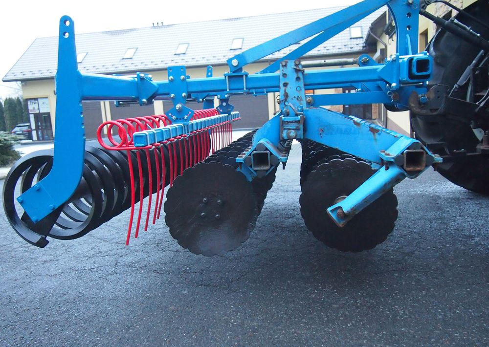 Brona talerzowa Rabe Werk RABE WERK Fielo biro 3000 2006 Brona talerzowa RABE - Grades de discos: foto 5 Brona talerzowa Rabe Werk RABE WERK Fielo biro 3000 2006 Brona talerzowa RABE - Grades de discos: foto 5