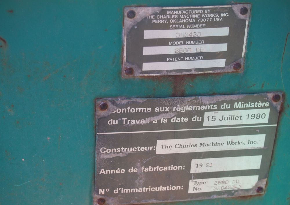 Ciągnik DITCH WITCH 3500DD 1991 DITCH WITCH 3500 DD - Colocadora de tubagem: foto 5 Ciągnik DITCH WITCH 3500DD 1991 DITCH WITCH 3500 DD - Colocadora de tubagem: foto 5