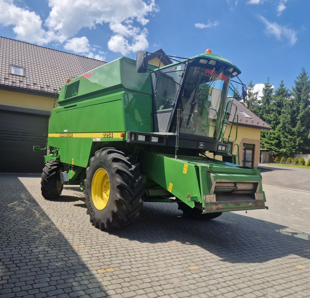 Locação financeira de  Kombajn zbożawy John deere 2254 2000 Kombajn John Deere JD Kombajn zbożawy John deere 2254 2000 Kombajn John Deere JD: foto 6