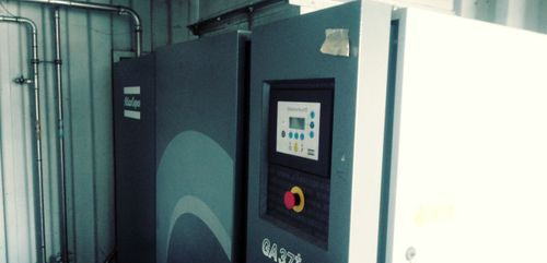 Kompresor Atlas Copco Atlas Copco GA37 Plus 2006 Kompresor sprężarka śrubowa - Compressor de ar: foto 1 Kompresor Atlas Copco Atlas Copco GA37 Plus 2006 Kompresor sprężarka śrubowa - Compressor de ar: foto 1