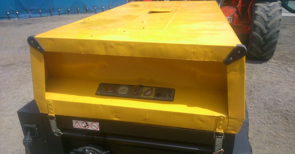 Kompresor Atlas Copco Atlas copco XAS 97 2015 Kompresor sprężarka śrubowa+ agregat prądotwórczy 12KVA - Compressor de ar: foto 5 Kompresor Atlas Copco Atlas copco XAS 97 2015 Kompresor sprężarka śrubowa+ agregat prądotwórczy 12KVA - Compressor de ar: foto 5