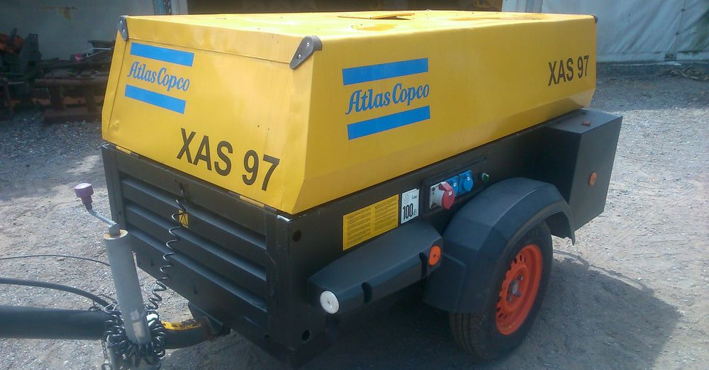 Kompresor Atlas Copco Atlas copco XAS 97 2015 Kompresor sprężarka śrubowa+ agregat prądotwórczy 12KVA - Compressor de ar: foto 2 Kompresor Atlas Copco Atlas copco XAS 97 2015 Kompresor sprężarka śrubowa+ agregat prądotwórczy 12KVA - Compressor de ar: foto 2