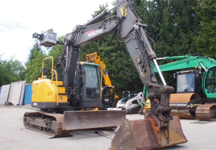 Koparka gąsienicowa Volvo ECR145D 2010 KOPARKA VOLVO - Escavadora de rastos: foto 2 Koparka gąsienicowa Volvo ECR145D 2010 KOPARKA VOLVO - Escavadora de rastos: foto 2