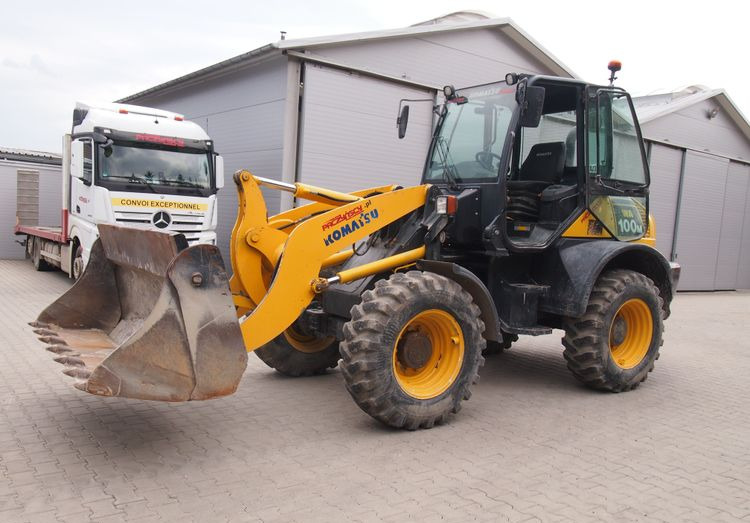 Ładowarka Komatsu WA100-6 2012 Ładowarka Komatsu WA 100-6 - Pá carregadora de rodas: foto 4 Ładowarka Komatsu WA100-6 2012 Ładowarka Komatsu WA 100-6 - Pá carregadora de rodas: foto 4