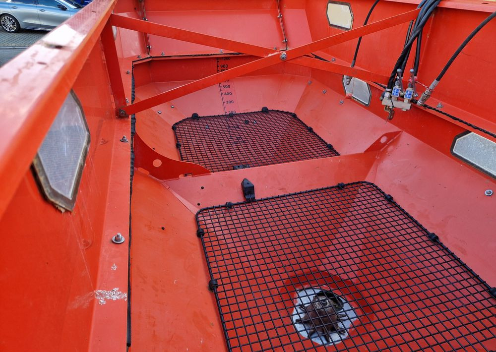 Distribuidor de fertilizantes Rozsiewacz nawozów Kuhn AXIS 30,1 2008 Rozsiewacz KUHN RAUCH: foto 9 Distribuidor de fertilizantes Rozsiewacz nawozów Kuhn AXIS 30,1 2008 Rozsiewacz KUHN RAUCH: foto 9