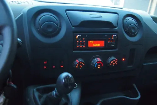 Furgão Samochód Renault Master 2015 Renault Master L2H2: foto 18