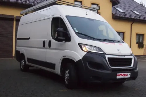 Samochody dostawcze Peugeot Boxer 2015 - Furgão: foto 2 Samochody dostawcze Peugeot Boxer 2015 - Furgão: foto 2