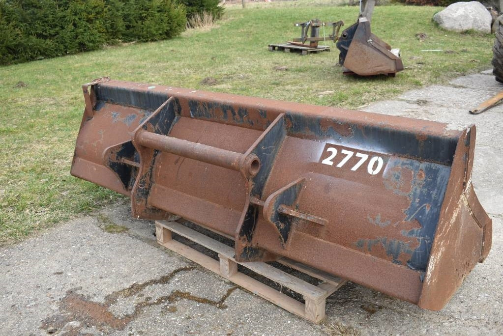 Łyżki do ładowarki CAT , JCB, CASE, SCORPION,KRAME - Balde para Máquina de construção: foto 2 Łyżki do ładowarki CAT , JCB, CASE, SCORPION,KRAME - Balde para Máquina de construção: foto 2