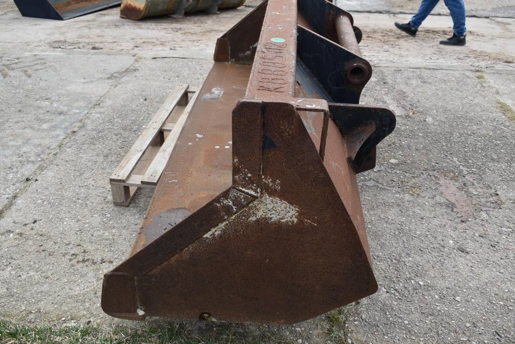 Łyżki do ładowarki CAT , JCB, CASE, SCORPION,KRAME - Balde para Máquina de construção: foto 4 Łyżki do ładowarki CAT , JCB, CASE, SCORPION,KRAME - Balde para Máquina de construção: foto 4