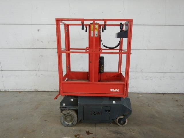 Bravi Lui Mini HD - Plataforma de mastro vertical: foto 1 Bravi Lui Mini HD - Plataforma de mastro vertical: foto 1