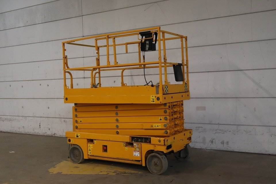 Haulotte Compact 14 - Plataforma de Tijera/ Plataforma de tesoura: foto 2 Haulotte Compact 14 - Plataforma de Tijera/ Plataforma de tesoura: foto 2