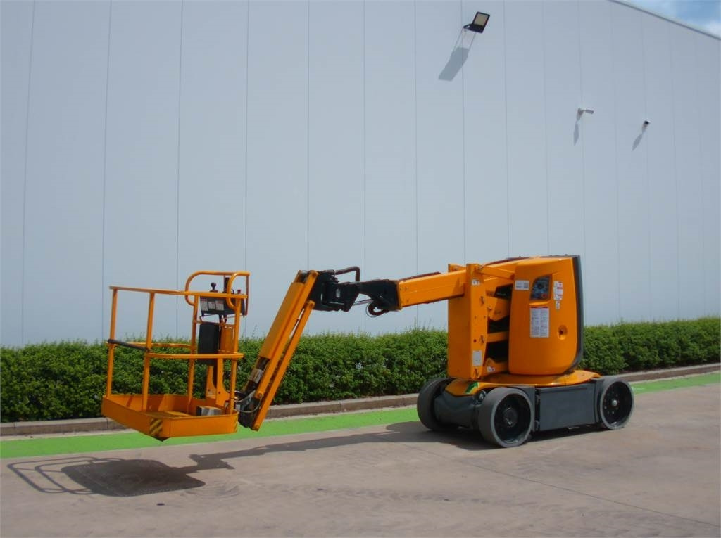 Haulotte HA12CJ+ - Plataforma articulada: foto 2 Haulotte HA12CJ+ - Plataforma articulada: foto 2