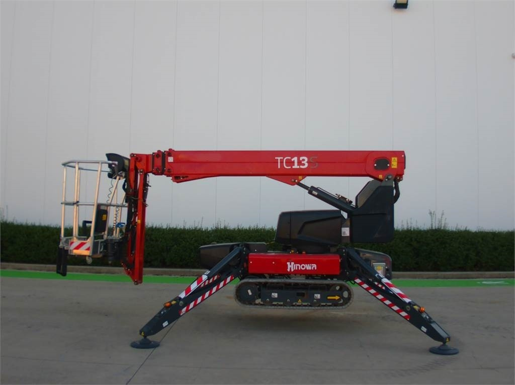 Hinowa TC13S - Plataforma telescópica, Plataforma aranha: foto 1 Hinowa TC13S - Plataforma telescópica, Plataforma aranha: foto 1
