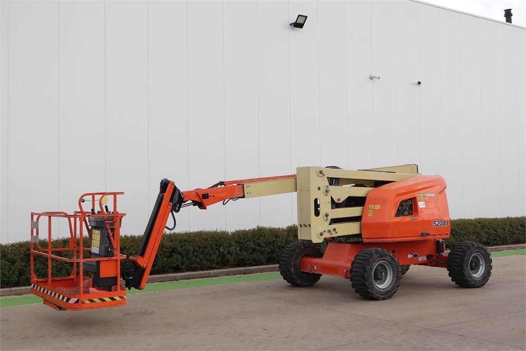 JLG 520AJ - Plataforma articulada: foto 2 JLG 520AJ - Plataforma articulada: foto 2