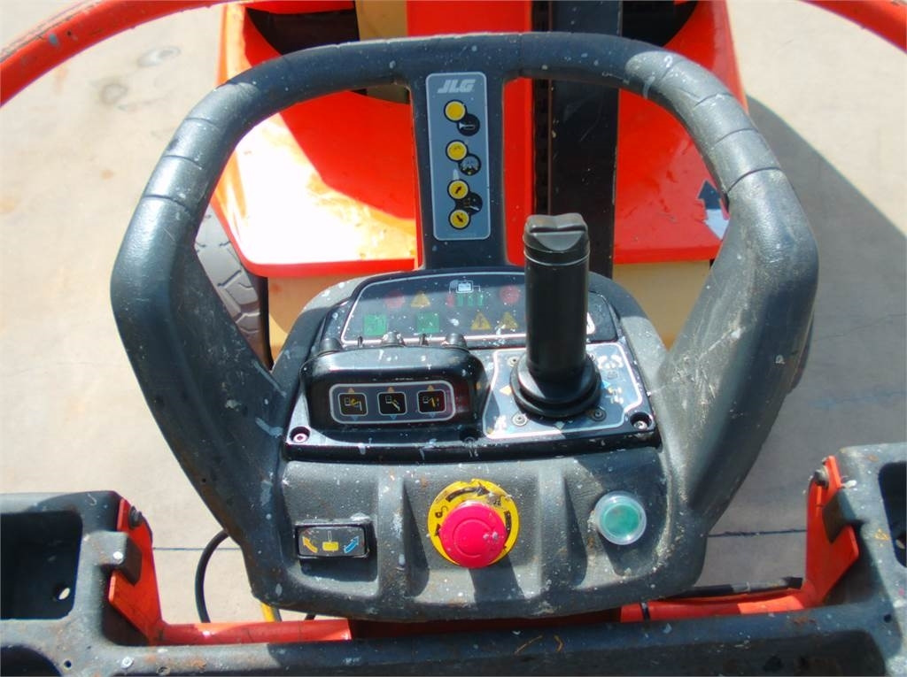 Plataforma de mastro vertical JLG Toucan 12E+: foto 9