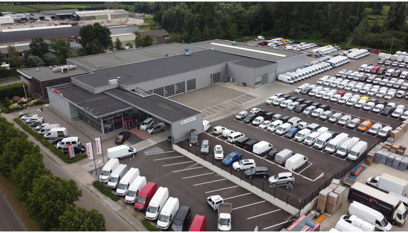 Furgão, Carrinha elétrica Ford E-Transit Custom 320 Trend 65 kWh 330 km WLTP LED/ Snellader/ 2.3t Trekverm./ Stoelverw./ Carplay/ Climate/ Camera/ PDC/ Cruise: foto 16