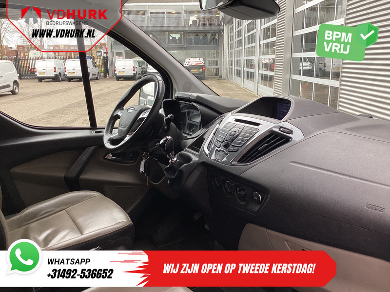 Ford Transit Custom 2.2 TDCI 155 pk Limited DC Dubbel Cabine 2xSchuifdeur/ Elek. Stoel/ Leder/ Stoelverw./ Sidebars/ Airco/ Navi/ Cruise/ Camera/ PD - Furgão compacto, Carrinha cabine dupla: foto 3 Ford Transit Custom 2.2 TDCI 155 pk Limited DC Dubbel Cabine 2xSchuifdeur/ Elek. Stoel/ Leder/ Stoelverw./ Sidebars/ Airco/ Navi/ Cruise/ Camera/ PD - Furgão compacto, Carrinha cabine dupla: foto 3