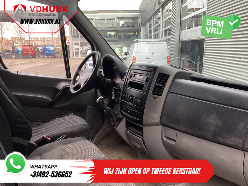 Mercedes-Benz Sprinter 209 2.2 CDI L2H2 EXPORT APK 05-2026/ Trekhaak/ 3 Pers./ Radio - Furgão compacto: foto 3 Mercedes-Benz Sprinter 209 2.2 CDI L2H2 EXPORT APK 05-2026/ Trekhaak/ 3 Pers./ Radio - Furgão compacto: foto 3