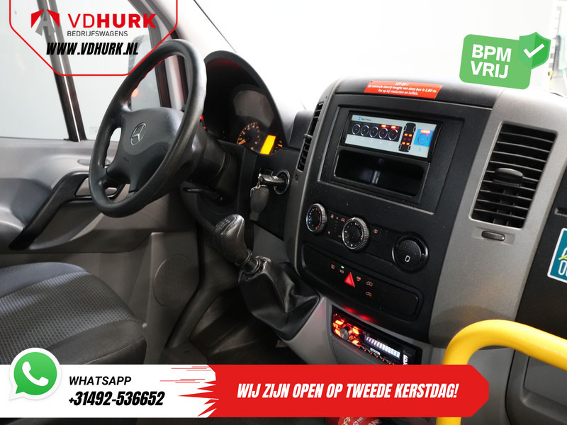 Mercedes-Benz Sprinter 313 2.2 CDI L2H2 €10.164 Incl. BTW BPM VRIJ! EXPORT Combi/ 9 Persoons/ Kombi/ 9P/ Airco/ Rolstoellift - Minibus, Furgão de passageiros: foto 3 Mercedes-Benz Sprinter 313 2.2 CDI L2H2 €10.164 Incl. BTW BPM VRIJ! EXPORT Combi/ 9 Persoons/ Kombi/ 9P/ Airco/ Rolstoellift - Minibus, Furgão de passageiros: foto 3